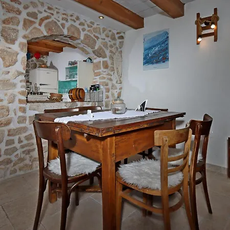 Сasa de vacaciones Family Friendly House With A Swimming Pool Grizane, Crikvenica - 24302 Grižane